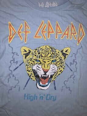 Def Leppard High n Dry Baby Tee Womens Medium Blue Fitted Band Tee